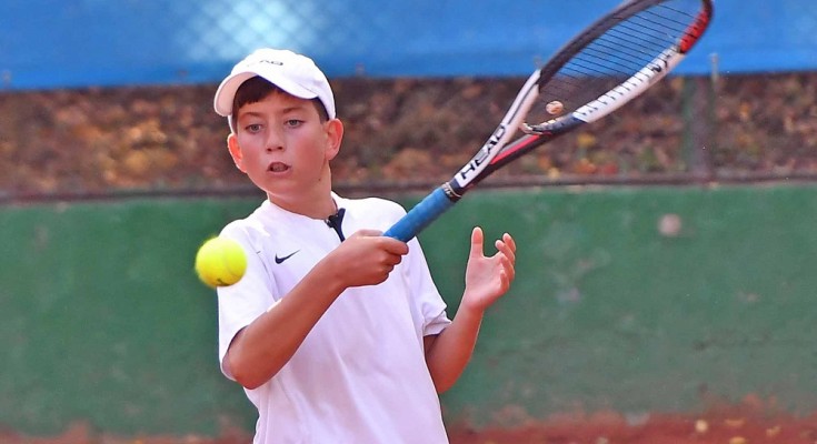 Тенис за деца в ТК Егалите